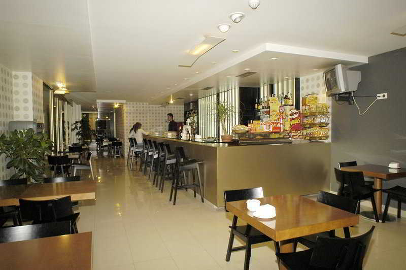 Hotel Ciutat Igualada Restoran fotoğraf